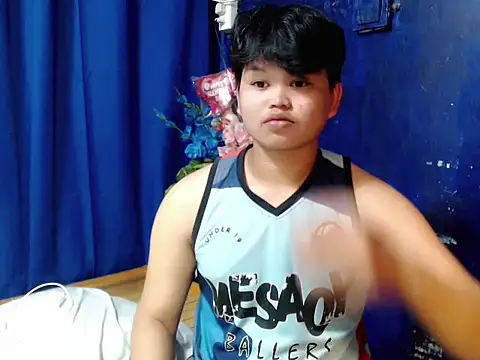 Reynelcock online show from January 8, 2026, 4:09 pm