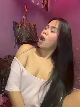 Snapshot of Angelina_bunny chatting on February 18, 2026, 4:47 pm Angelina bunny online show from February 18, 2026, 4:47 pm