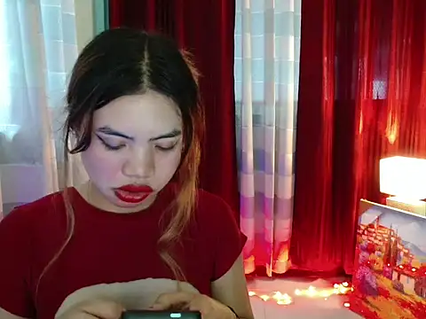 lover girl143 online show from February 8, 2026, 1:20 am