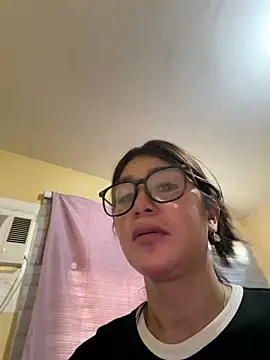 CassieXMarga online show from April 6, 2026, 3:26 am