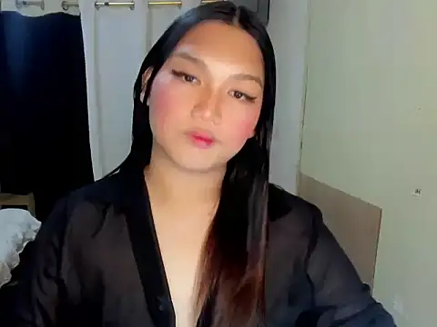 Snapshot of Lou_heart chatting on November 15, 2025, 1:18 pm Lou heart online show from November 15, 2025, 1:18 pm