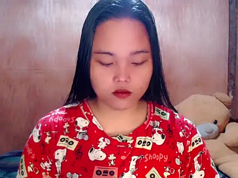  Lylia online show from March 31, 2026, 9:37 pm