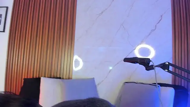 Snapshot of luixdust_ chatting on October 13, 2025, 9:37 pm luixdust online show from October 13, 2025, 9:37 pm