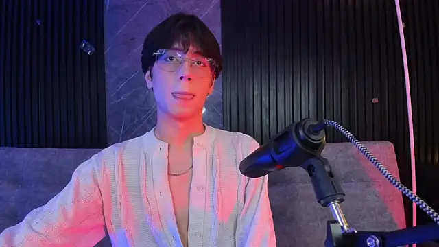 Snapshot of luixdust_ chatting on October 28, 2025, 4:16 am luixdust online show from October 28, 2025, 4:16 am