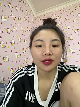 Snapshot of D2sweet chatting on November 17, 2025, 5:08 pm D2sweet online show from November 17, 2025, 5:08 pm