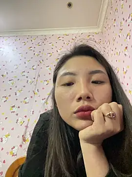 Snapshot of D2sweet chatting on November 28, 2025, 3:47 pm D2sweet online show from November 28, 2025, 3:47 pm