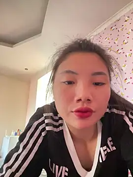 Snapshot of D2sweet chatting on November 30, 2025, 8:29 am D2sweet online show from November 30, 2025, 8:29 am