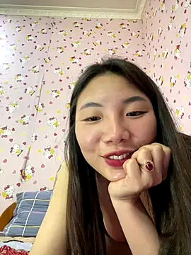 Snapshot of D2sweet chatting on December 18, 2025, 3:51 pm D2sweet online show from December 18, 2025, 3:51 pm