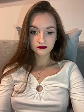 Snapshot of AdelinaEmber chatting on September 25, 2025, 8:51 am AdelinaEmber online show from September 25, 2025, 8:51 am