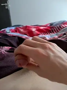 Snapshot of justhubert chatting on September 12, 2025, 1:44 pm justhubert online show from September 12, 2025, 1:44 pm