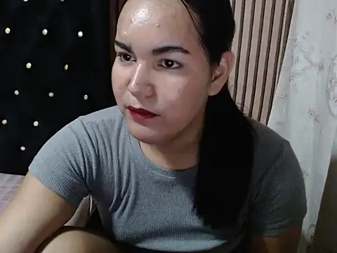 Snapshot of Enchantress_Magdalena chatting on November 10, 2025, 12:15 pm Enchantress Magdalena online show from November 10, 2025, 12:15 pm