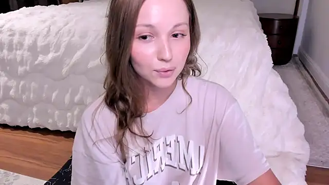 Snapshot of peach_vibes chatting on October 6, 2025, 2:42 am peach vibes online show from October 6, 2025, 2:42 am