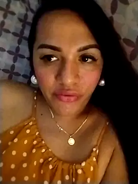 enoria1992 online show from October 10, 2025, 3:27 am