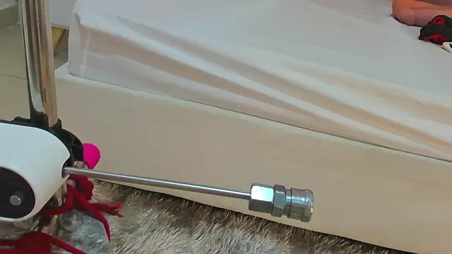 Snapshot of Wonderkloe_ chatting on March 1, 2026, 1:29 am Wonderkloe online show from March 1, 2026, 1:29 am