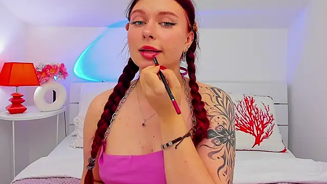 Snapshot of LizyBex chatting on July 11, 2026, 12:19 pm LizyBex online show from July 11, 2026, 12:19 pm
