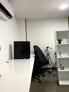 Snapshot of megan_bigboobs_ chatting on October 16, 2025, 10:49 am megan bigboobs online show from October 16, 2025, 10:49 am