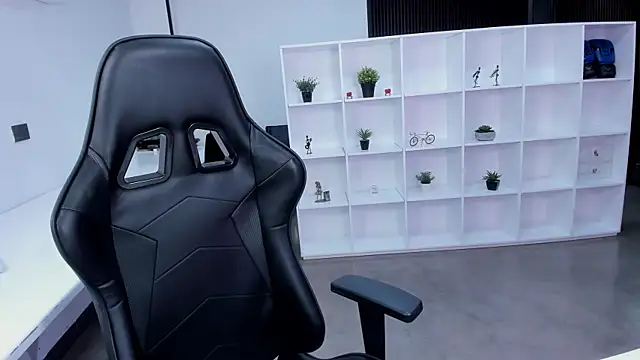 Snapshot of megan_bigboobs_ chatting on November 5, 2025, 10:59 am megan bigboobs online show from November 5, 2025, 10:59 am