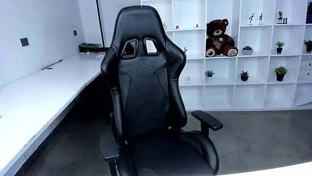 Snapshot of megan_bigboobs_ chatting on December 3, 2025, 11:08 am megan bigboobs online show from December 3, 2025, 11:08 am