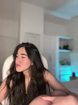 Snapshot of julieta_jhonss chatting on February 24, 2026, 3:48 am julieta jhonss online show from February 24, 2026, 3:48 am