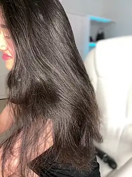 Snapshot of julieta_jhonss chatting on February 28, 2026, 3:51 am julieta jhonss online show from February 28, 2026, 3:51 am