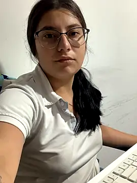 Snapshot of Velma_star chatting on September 19, 2025, 11:33 am Velma star online show from September 19, 2025, 11:33 am