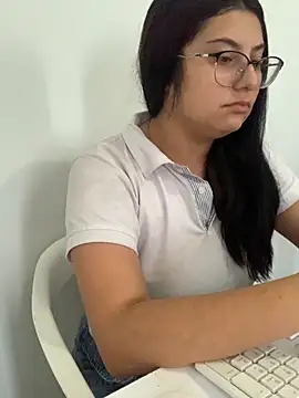 Snapshot of Velma_star chatting on October 1, 2025, 11:38 am Velma star online show from October 1, 2025, 11:38 am