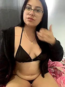 Snapshot of Velma_star chatting on October 29, 2025, 11:23 am Velma star online show from October 29, 2025, 11:23 am