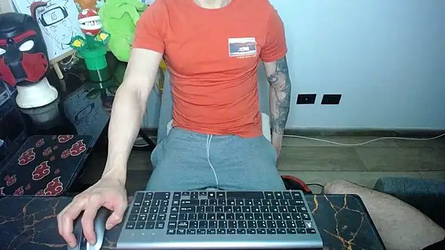 bossking017 online show from September 22, 2025, 6:37 am