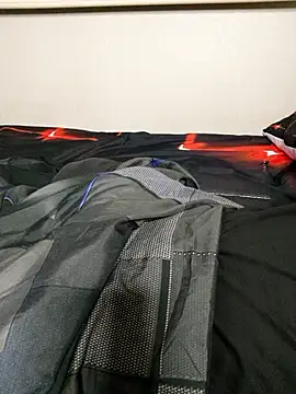 Koreanjjc online show from October 22, 2025, 2:28 pm