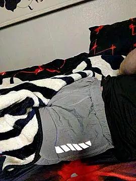 Koreanjjc online show from November 28, 2025, 4:20 pm