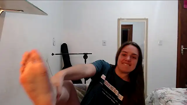 Snapshot of angell_apolo chatting on November 9, 2025, 11:58 pm angell apolo online show from November 9, 2025, 11:58 pm