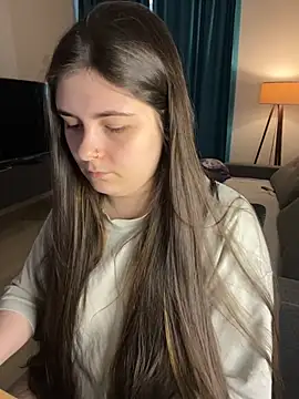 Lovely Waifu online show from April 6, 2026, 10:49 am