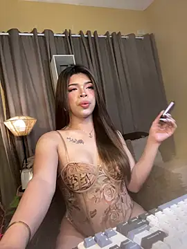 Nyxie luxx online show from April 5, 2026, 9:01 pm