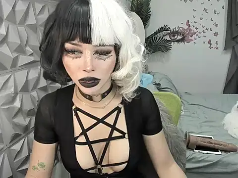 janecomander online show from April 1, 2026, 1:34 pm