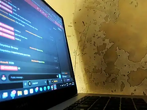 Snapshot of manilafoxts chatting on November 10, 2025, 11:42 am manilafoxts online show from November 10, 2025, 11:42 am