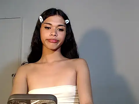 Snapshot of urcurlydiva chatting on November 25, 2025, 5:46 pm urcurlydiva online show from November 25, 2025, 5:46 pm