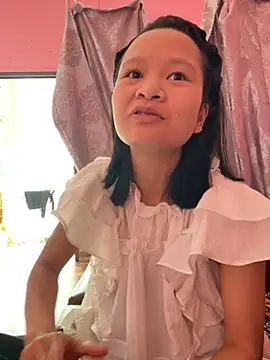 Daisy018 online show from October 12, 2025, 3:38 am