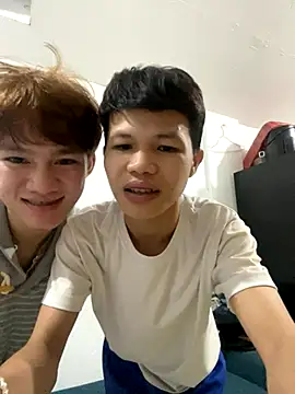 crazyasiantwink online show from October 18, 2025, 7:14 pm