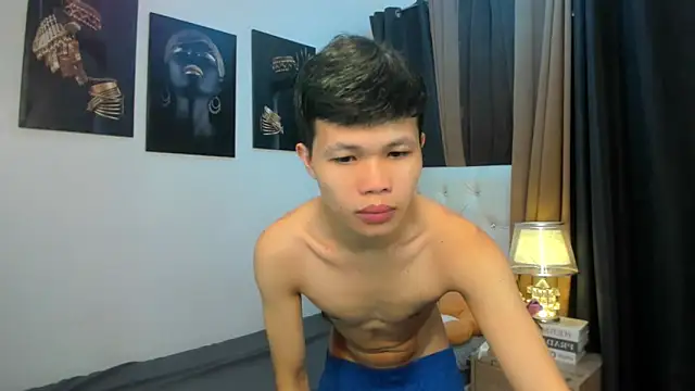 crazyasiantwink online show from January 9, 2026, 3:26 pm