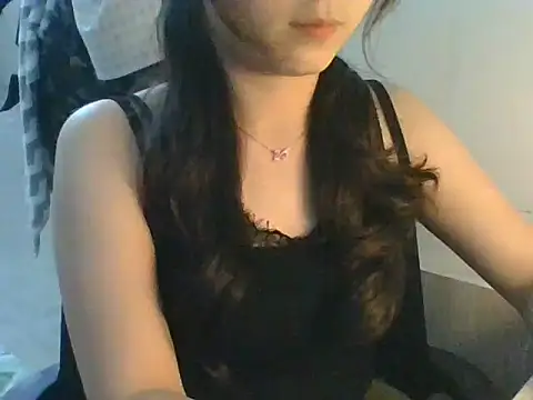 Snapshot of Linzly chatting on September 23, 2025, 4:21 pm Linzly online show from September 23, 2025, 4:21 pm