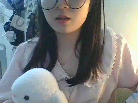 Linzly online show from November 27, 2025, 4:31 pm