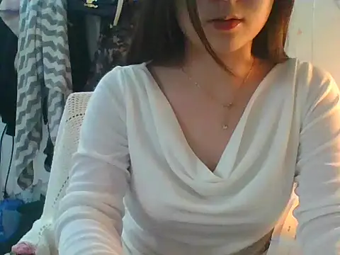 Linzly online show from January 19, 2026, 2:37 am