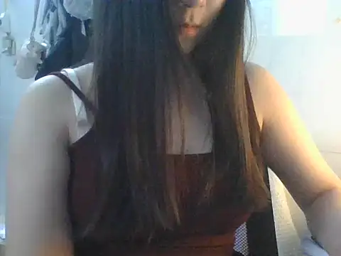 Linzly online show from April 29, 2026, 2:48 am