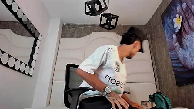 Thiagoferreti online show from October 4, 2025, 3:48 am