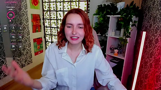 Elis Cherry online show from September 22, 2025, 1:51 am