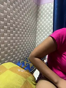 Hot Jaanvi  online show from May 16, 2026, 4:53 am