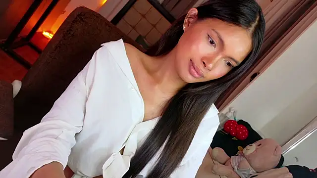 Snapshot of amour_prinsesa chatting on November 26, 2025, 8:10 pm amour prinsesa online show from November 26, 2025, 8:10 pm