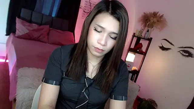 Snapshot of Veniceseduction chatting on September 18, 2025, 6:15 am Veniceseduction online show from September 18, 2025, 6:15 am