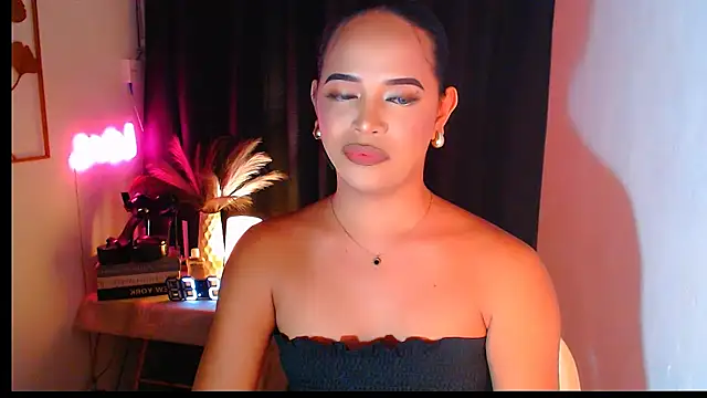 Snapshot of Lorainnelustts chatting on November 27, 2025, 1:13 pm Lorainnelustts online show from November 27, 2025, 1:13 pm