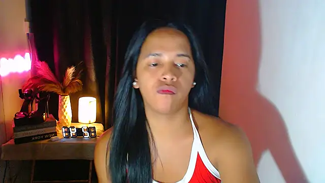 Snapshot of Lorainnelustts chatting on December 2, 2025, 6:41 am Lorainnelustts online show from December 2, 2025, 6:41 am